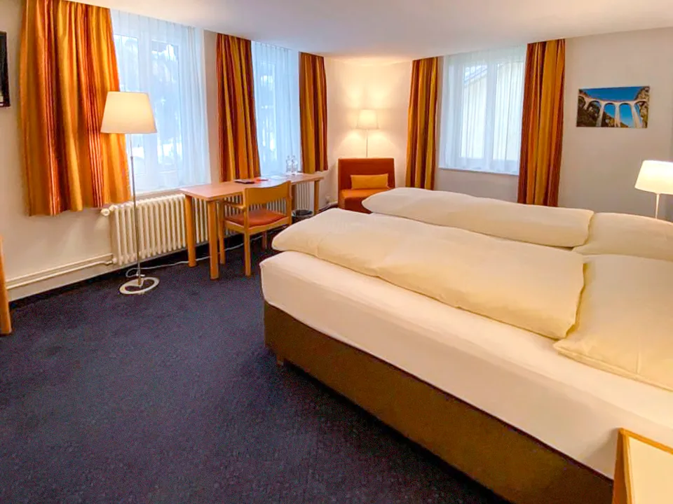 Doppelzimmer 1