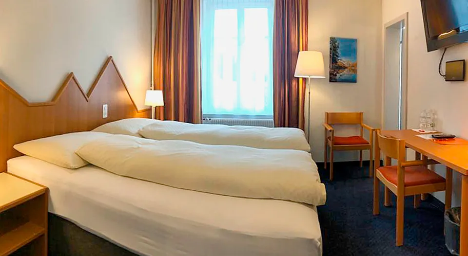 Doppelzimmer 6
